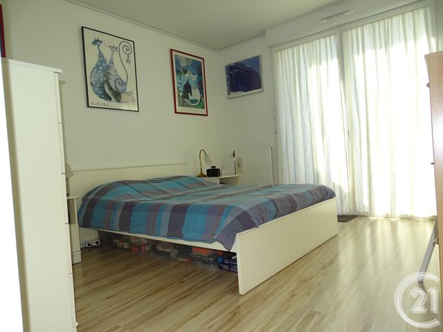 Afficher la photo en grand Appartement F4 à vendre - 4 pièces - 81.03 m2 - ARGENTEUIL - 95 - ILE-DE-FRANCE - Century 21 Grâce De Dieu