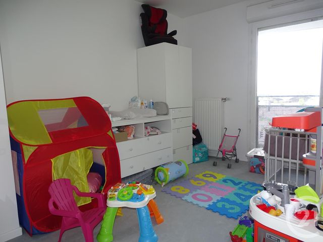 Afficher la photo en grand Appartement F4 à vendre - 4 pièces - 90.4 m2 - BEZONS - 95 - ILE-DE-FRANCE - Century 21 Grâce De Dieu
