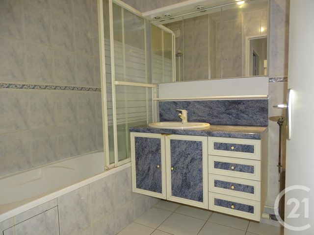 Appartement F2 à vendre - 2 pièces - 50.28 m2 - BEZONS - 95 - ILE-DE-FRANCE - Century 21 Grâce De Dieu Appartement F2 à vendre - 2 pièces - 50.28 m2 - BEZONS - 95 - ILE-DE-FRANCE - Century 21 Grâce De Dieu