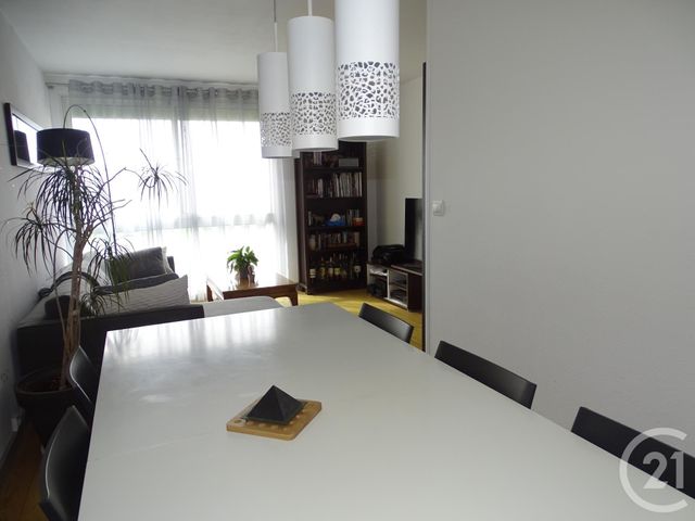 Appartement F3 à vendre - 3 pièces - 60.64 m2 - CARRIERES SUR SEINE - 78 - ILE-DE-FRANCE - Century 21 Grâce De Dieu Appartement F3 à vendre - 3 pièces - 60.64 m2 - CARRIERES SUR SEINE - 78 - ILE-DE-FRANCE - Century 21 Grâce De Dieu