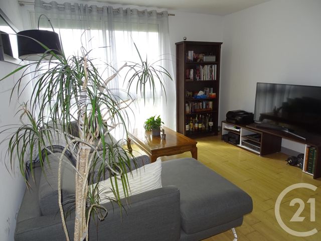 Appartement F3 à vendre - 3 pièces - 60.64 m2 - CARRIERES SUR SEINE - 78 - ILE-DE-FRANCE - Century 21 Grâce De Dieu Appartement F3 à vendre - 3 pièces - 60.64 m2 - CARRIERES SUR SEINE - 78 - ILE-DE-FRANCE - Century 21 Grâce De Dieu