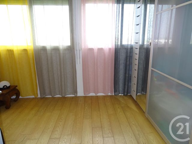 Appartement F3 à vendre - 3 pièces - 60.64 m2 - CARRIERES SUR SEINE - 78 - ILE-DE-FRANCE - Century 21 Grâce De Dieu Appartement F3 à vendre - 3 pièces - 60.64 m2 - CARRIERES SUR SEINE - 78 - ILE-DE-FRANCE - Century 21 Grâce De Dieu