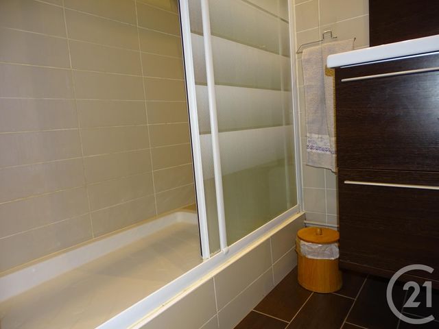 Appartement F3 à vendre - 3 pièces - 60.64 m2 - CARRIERES SUR SEINE - 78 - ILE-DE-FRANCE - Century 21 Grâce De Dieu Appartement F3 à vendre - 3 pièces - 60.64 m2 - CARRIERES SUR SEINE - 78 - ILE-DE-FRANCE - Century 21 Grâce De Dieu