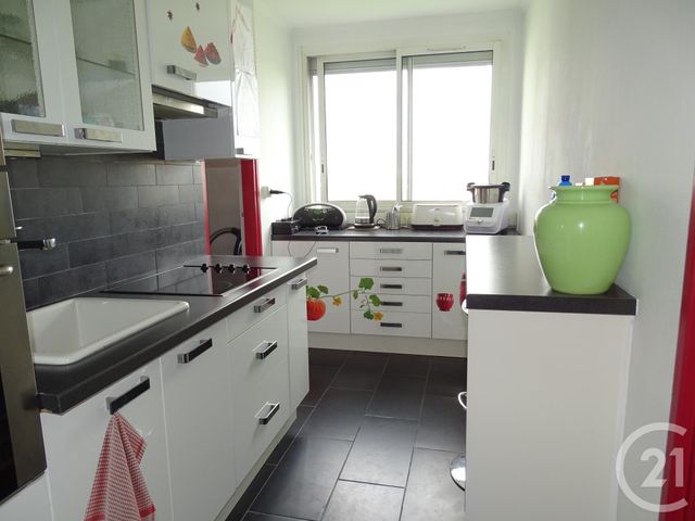 Appartement F3 à vendre - 3 pièces - 60.64 m2 - CARRIERES SUR SEINE - 78 - ILE-DE-FRANCE - Century 21 Grâce De Dieu Appartement F3 à vendre - 3 pièces - 60.64 m2 - CARRIERES SUR SEINE - 78 - ILE-DE-FRANCE - Century 21 Grâce De Dieu