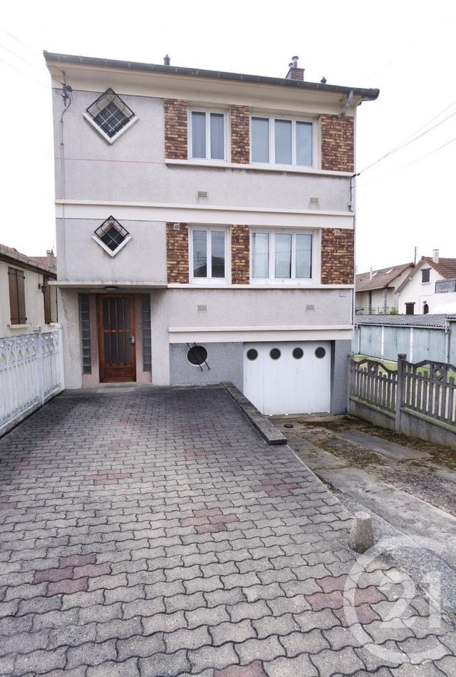 Appartement F2 à louer - 2 pièces - 38.71 m2 - BEZONS - 95 - ILE-DE-FRANCE - Century 21 Grâce De Dieu Appartement F2 à louer - 2 pièces - 38.71 m2 - BEZONS - 95 - ILE-DE-FRANCE - Century 21 Grâce De Dieu