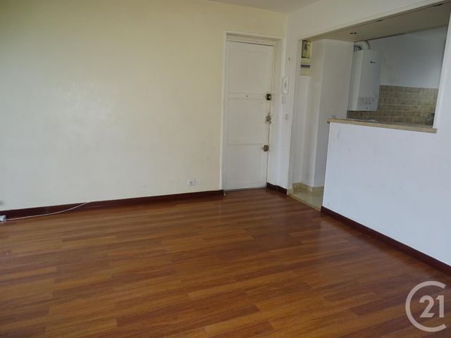 Afficher la photo en grand Appartement F3 à vendre - 3 pièces - 50.0 m2 - BEZONS - 95 - ILE-DE-FRANCE - Century 21 Grâce De Dieu