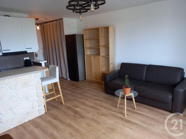 Afficher la photo en grand Appartement F1 à vendre - 1 pièce - 28.24 m2 - HOUILLES - 78 - ILE-DE-FRANCE - Century 21 Grâce De Dieu