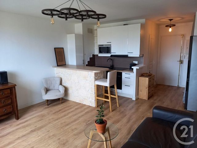 Afficher la photo en grand Appartement F1 à vendre - 1 pièce - 28.24 m2 - HOUILLES - 78 - ILE-DE-FRANCE - Century 21 Grâce De Dieu