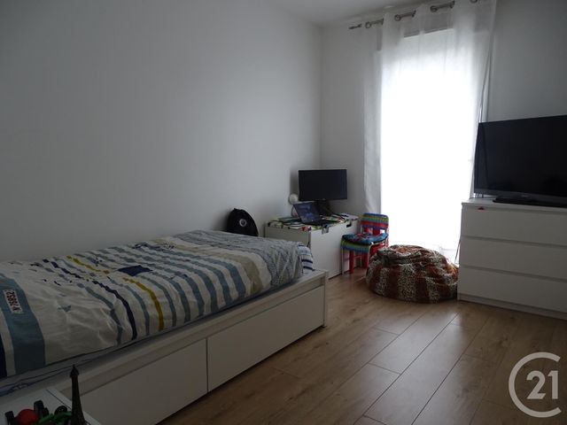 Afficher la photo en grand appartement à vendre - 4 pièces - 73.41 m2 - BEZONS - 95 - ILE-DE-FRANCE - Century 21 Grâce De Dieu
