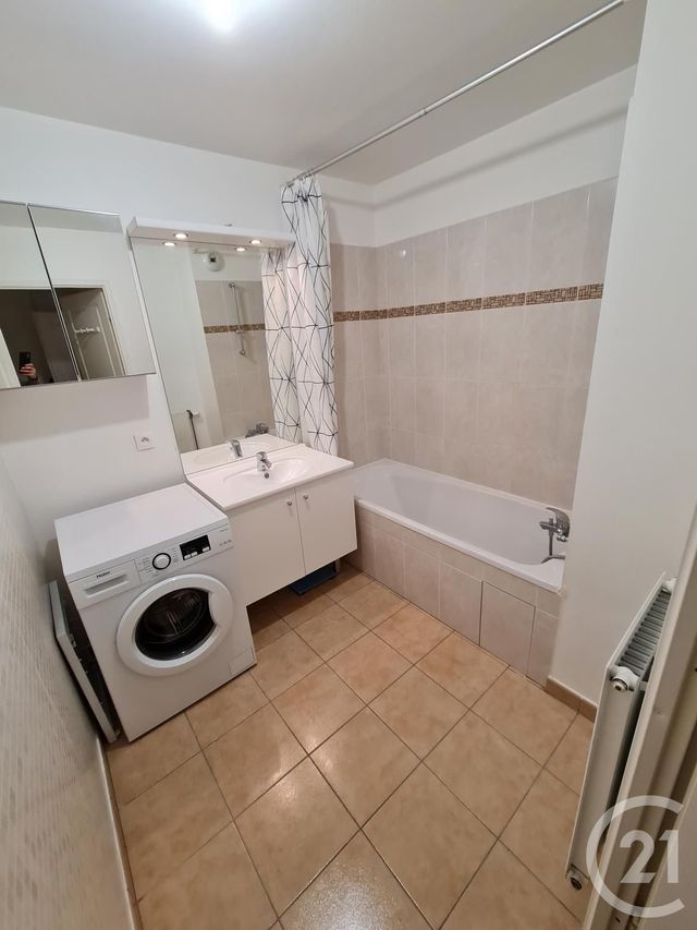 Afficher la photo en grand Appartement F3 à vendre - 3 pièces - 59.0 m2 - ARGENTEUIL - 95 - ILE-DE-FRANCE - Century 21 Grâce De Dieu