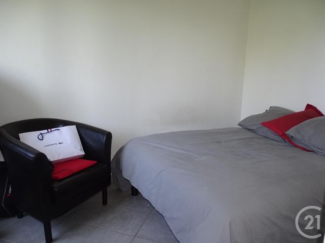 Afficher la photo en grand Appartement F2 à vendre - 2 pièces - 39.8 m2 - BEZONS - 95 - ILE-DE-FRANCE - Century 21 Grâce De Dieu