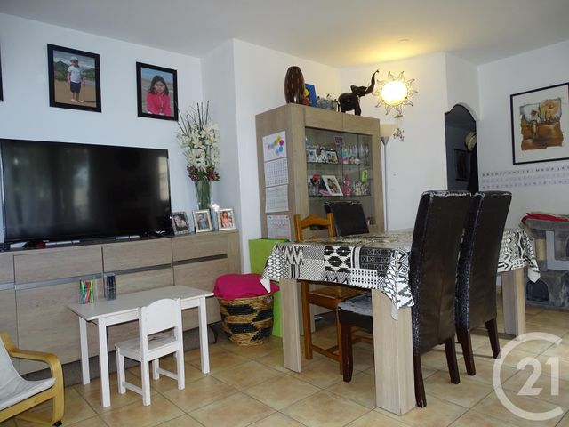 Afficher la photo en grand Appartement F3 à vendre - 3 pièces - 67.4 m2 - BEZONS - 95 - ILE-DE-FRANCE - Century 21 Grâce De Dieu