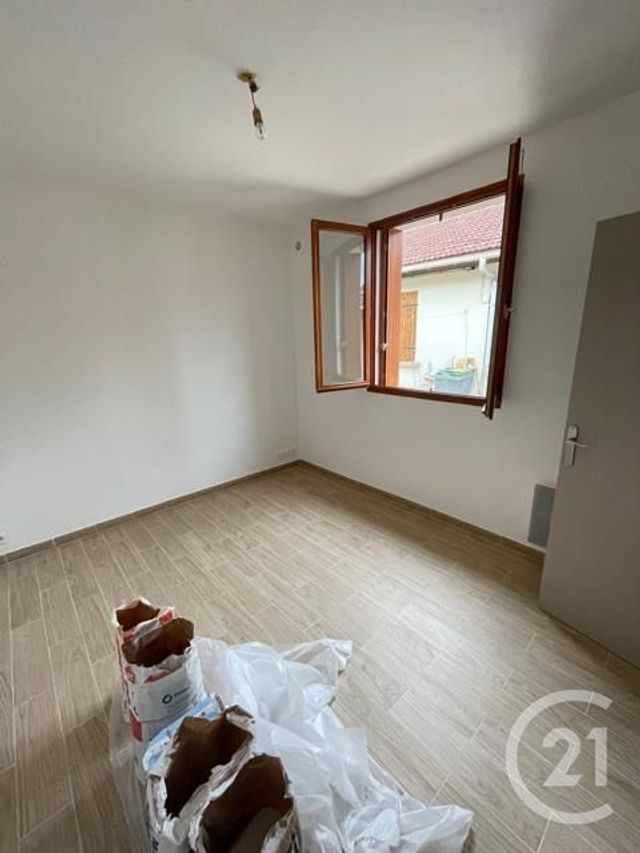 Afficher la photo en grand maison à louer - 2 pièces - 36.84 m2 - BEZONS - 95 - ILE-DE-FRANCE - Century 21 Grâce De Dieu