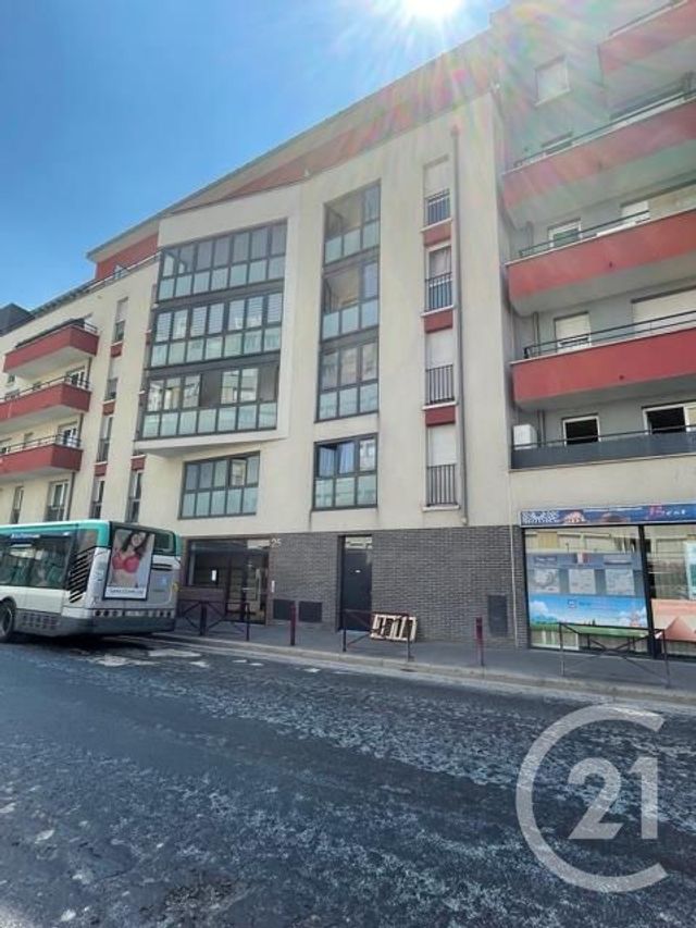 Afficher la photo en grand Appartement F2 à louer - 2 pièces - 38.4 m2 - BEZONS - 95 - ILE-DE-FRANCE - Century 21 Grâce De Dieu