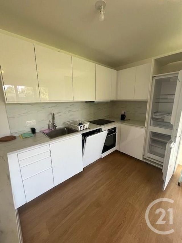 Appartement F3 à louer - 3 pièces - 64.14 m2 - CONFLANS STE HONORINE - 78 - ILE-DE-FRANCE - Century 21 Grâce De Dieu